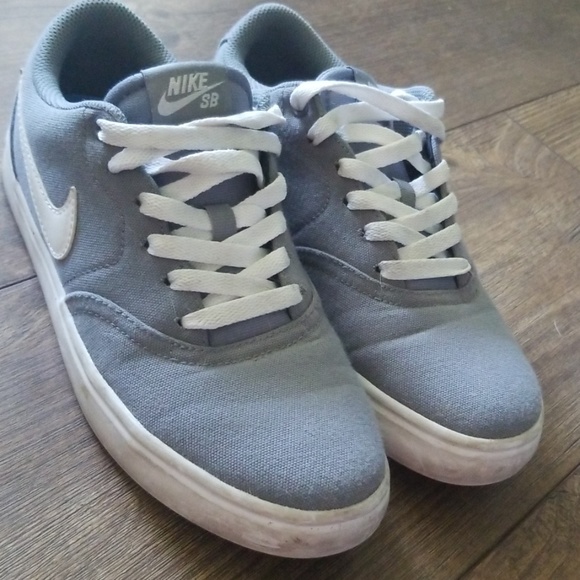 Womens Nike SB - Picture 1 of 2